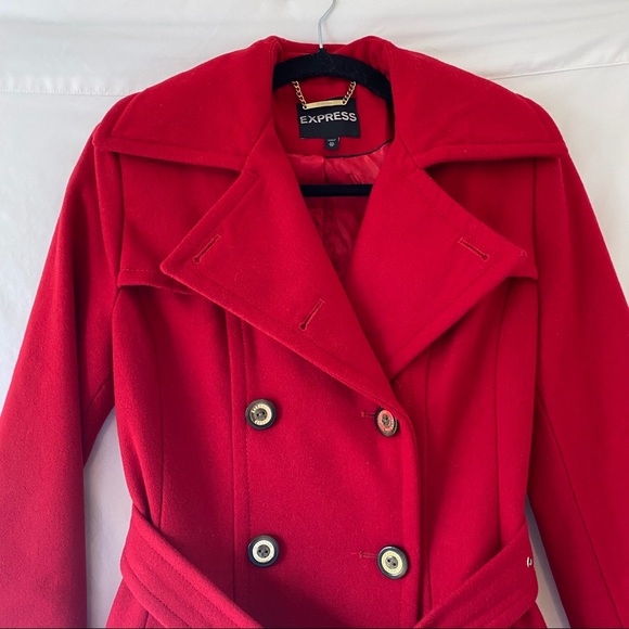 Express Red Coat - Picture 2 of 9